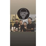 Cần tuyển phục vụ và pha chế cho Light Up Coffee